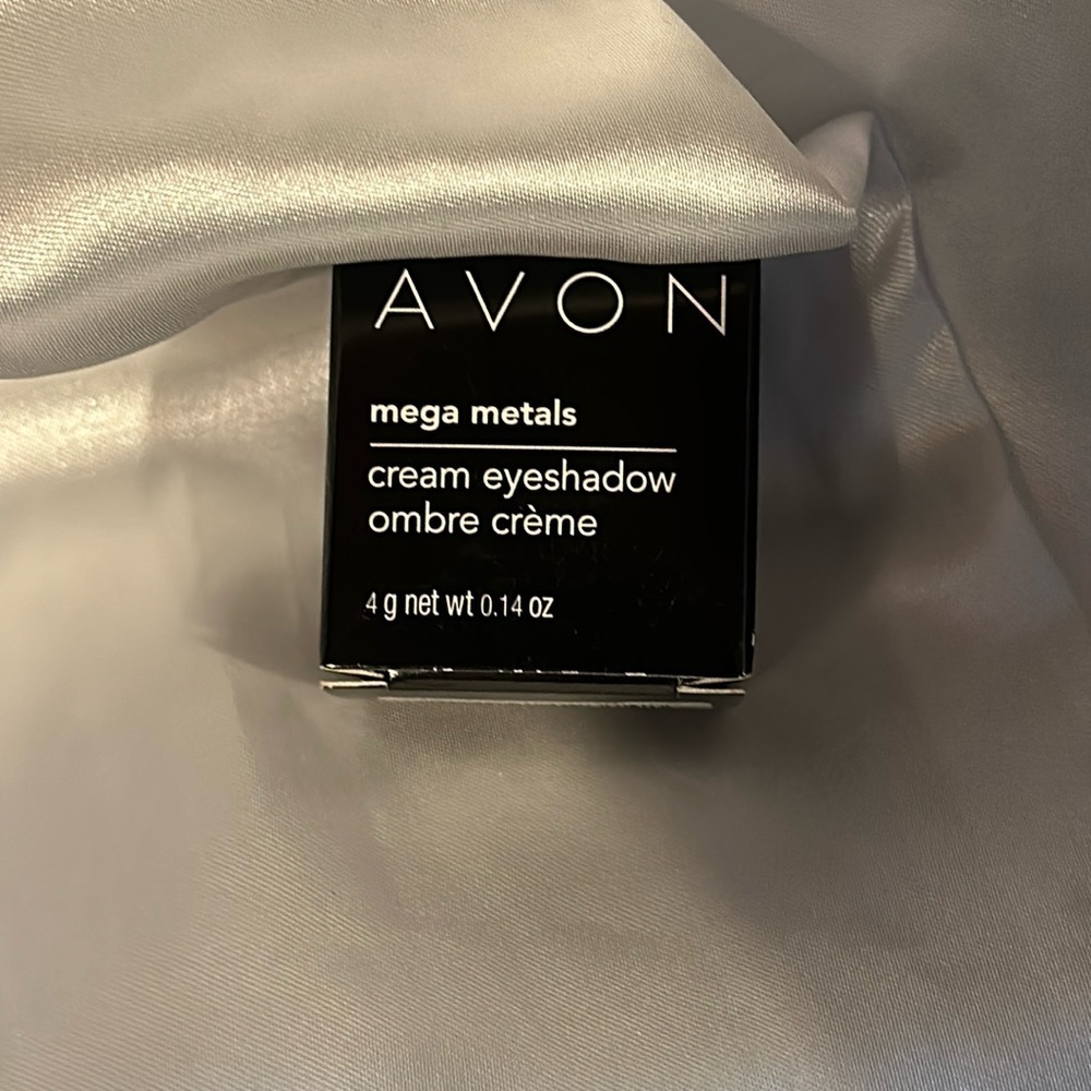 Avon Mega Metals Cream Eyeshadow 4g “Rose Metallic”